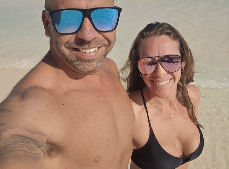 Melanie and Roger on the Caribbean coast